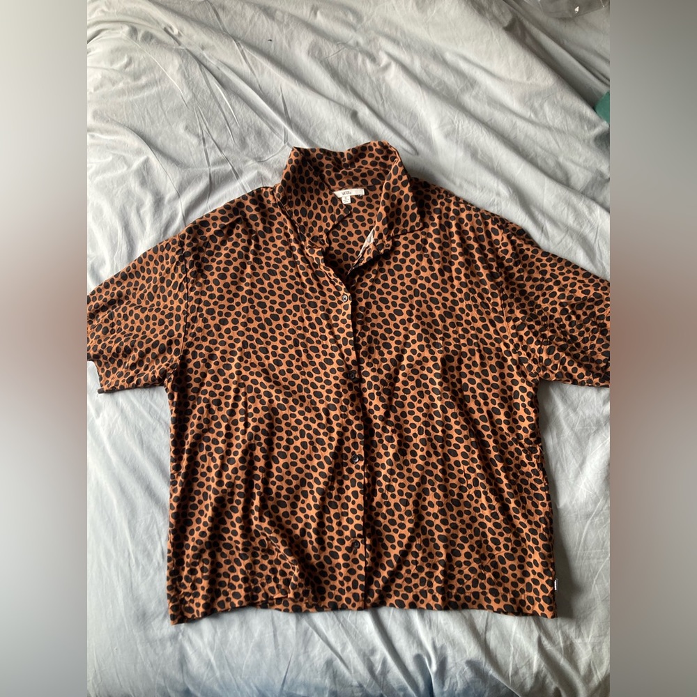 VANS women’s wild button up